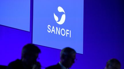 Réunion du groupe Sanofi à Paris (image d'archives). (ERIC PIERMONT / AFP)