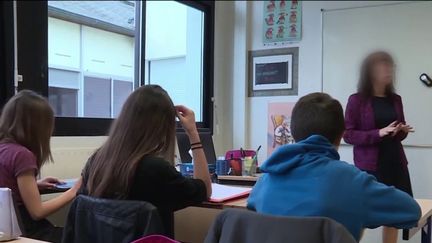 Éducation nationale : le gouvernement assouplit le dispositif des groupes de niveau (franceinfo)