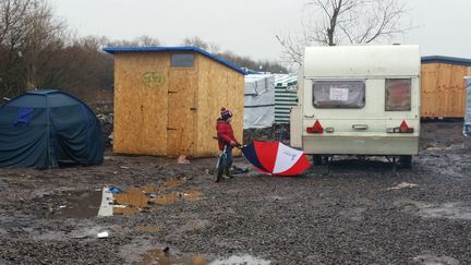 &nbsp; (425 enfants et adolescents dorment dans cette partie sud du camp qui doit être rasée © RF / Gaele Joly)