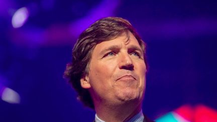 États-Unis : Tucker Carlson, un animateur sur la même ligne que Donald Trump