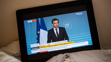 Olivier Véran, ministre de la Santé,&nbsp;répond aux questions à l'issue d'un Conseil des ministres, le 15 avril 2020. (XOSE BOUZAS / HANS LUCAS / AFP)