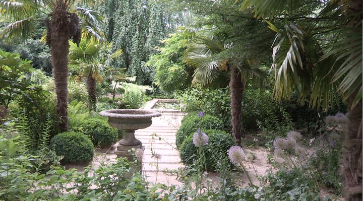 Les jardins Agapanthe d'Alexandre Thomas, une visite à ne pas manquer à Grigneuseville, en Normandie.&nbsp; (ISABELLE MORAND / RADIO FRANCE / FRANCE INFO)