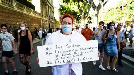 Mobilisation contre le pass sanitaire et l'obligation vaccinale à Perpignan (Pyrénées-Orientales) le 17 juillet 2021 (NICOLAS PARENT / MAXPPP)