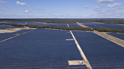 Une ferme d'énergie solaire en Australie, en 2020. (APA GROUP HANDOUT / MAXPPP)