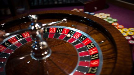 Jeux de table dans un casino (photo d'illustration). (SIMON DAVAL  / MAXPPP)