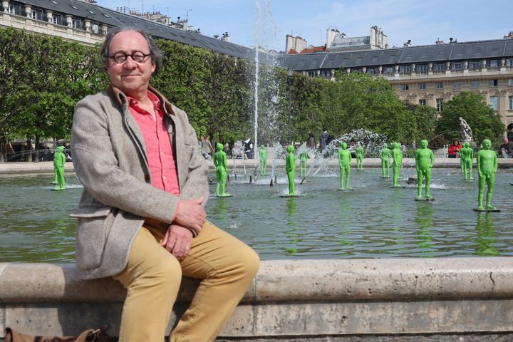 Hervé Pierre dans les jardins du Palais Royal à Paris (2022) (Sophie Jouve)