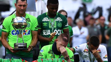 Jackson Follmann, l'un des trois joueurs survivants du crash qui a tué 71 personnes, fin novembre 2016.  (NELSON ALMEIDA / AFP)