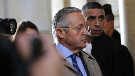 Guy Wildenstein, le 4 janvier 2016, à Paris, pour l'ouverture de son procès pour fraude fiscale. (CHRISTOPHE ENA/AP/SIPA / AP)