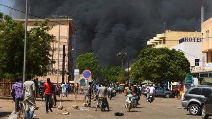 Les attaques djihadistes du 2 mars 2018 ont visé l'ambassade de France et l'état-major des forces armées du Burkina en plein cœur de la capitale. (Photo AFP/Ahmed Ouoba)