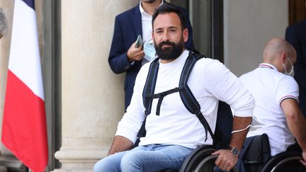 Le champion de tennis fauteuil, Mickaël Jeremiasz, à l'Élysée pour une cérémonie en l'honneure des médaillés olympiques et paralympiques de Tokyo, en 2021. (ARNAUD JOURNOIS / MAXPPP)