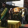 Des combattants du Hezbollah lors des funérailles de Mohammed Srur, un responsable de l'organisation, le 27 septembre 2024. (AFP)