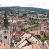 Une vue aérienne de la ville de La-Roche-sur-Foron (Haute-Savoie), le 9 juillet 2012. (NORBERT FALCO / MAXPPP)