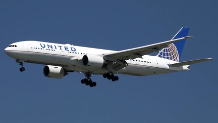 Des internautes ont lanc&eacute; une campagne contre United Airlines, accus&eacute;e de discrimination, le 30 mai 2015. (LOUIS NASTRO / REUTERS)