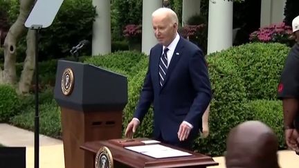 États-Unis : Joe Biden fait augmenter les droits de douane des véhicules électriques chinois (Franceinfo)