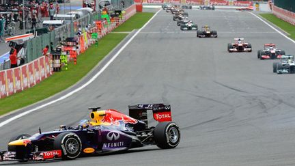 Sebastian vettel devant la meute à Spa (TOM GANDOLFINI / AFP)