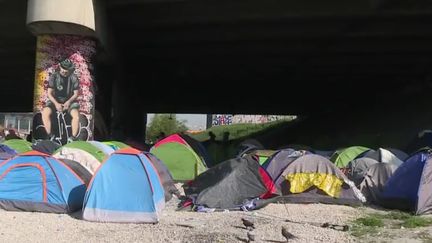 Migrants à Paris : l'impuissance des autorités