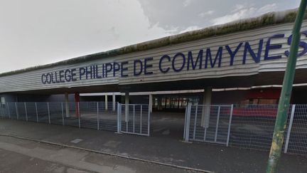 Une coll&eacute;gienne de 11 ans est rest&eacute;e enferm&eacute;e une partie de la nuit de jeudi &agrave; vendredi 17 octobre dans les toilettes de ce coll&egrave;ge de Comines (Nord). (GOOGLE STREET VIEW / FRANCETV INFO)