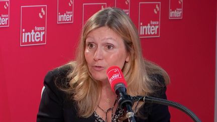 Yaël Braun-Pivet, la présidente de l'Assemblée nationale et députée Renaissance des Yvelines, était l'invitée de France Inter, le 4 août 2022. (FRANCE INTER / RADIO FRANCE)