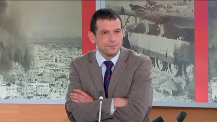 Alors que l'armée israélienne assure que le Hamas a établit un QG dans l'hopital Al-Shifa dans la bande de Gaza, Béligh Nabli, directeur de recherche à l'IRIS, rappelle qu'il est impossible de savoir s'il s'agit de la vérité pour le moment.