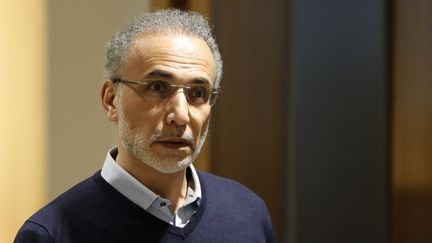 Tariq Ramadan au palais de justice de Paris, le 22 octobre 2020. (THOMAS SAMSON / AFP)