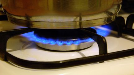 &nbsp; (Une baisse des tarifs réglementés du gaz en octobre, après une hausse en septembre et une stabilité en août © MaxPPP)