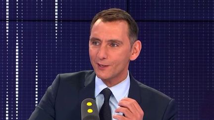 Laurent Jacobelli, porte-parole du Rassemblement national. (FRANCEINFO / RADIOFRANCE)