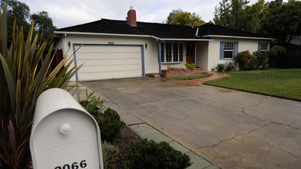 La maison d'enfance de Steve Jobs, le cofondateur d'Apple, &agrave; Los Altos (Californie, Etats-Unis). (KEVORK DJANSEZIAN / GETTY IMAGES NORTH AMERICA / AFP)