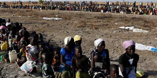 Distribution de nourriture du Programme alimentaire mondial à Thonyor (Soudan du Sud) février 2017.
  (SIEGFRIED MODOLA/REUTERS )