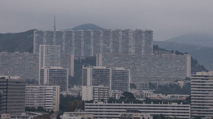 Les quartiers nords de Marseille, en 2019. (SANDRINE MARTY / HANS LUCAS)