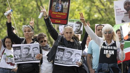 Iranian exiles demonstrate against executions in Iran, May 20, 2023 in Frankfurt (Germany).  (BORIS ROESSLER / DPA / AFP)