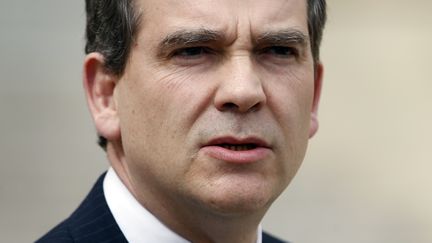 Le ministre du Redressement productif,&nbsp;Arnaud Montebourg, le 2 mai 2013 &agrave; l'Elys&eacute;e. (CHARLES PLATIAU / REUTERS)