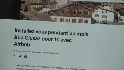 Une annonce sur la plateforme Airbnb pour un séjour à 1 euro pendant un mois à clusaz en Haute-Savoie.&nbsp; (FRANCEINFO)