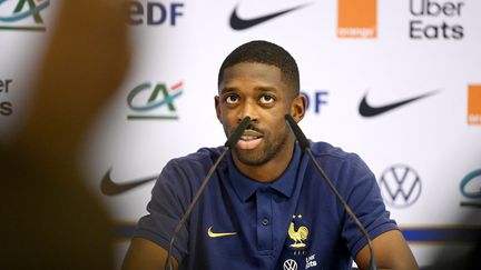 Ousmane Dembélé en conférence de presse, le 16 décembre 2022, à deux jours de la finale de la Coupe du monde opposant la France à l'Argentine. (FRANCK FIFE / AFP)