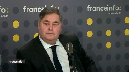 L'avocat Pierre-François Veil, l'un des fils de Simone Veil, était l'invité de franceinfo, le 12 février 2019, après la découverte d'actes antisémites, dont le portrait de Simone Veil barré d'une croix gammée et un tag "Juden".