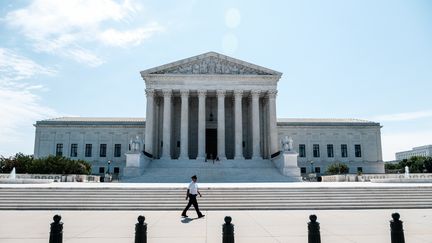 Le bâtiment de la Cour suprême américaine à Washington (Etats-Unis), en juin 2020. (MICHAEL A. MCCOY / GETTY IMAGES NORTH AMERICA / AFP)