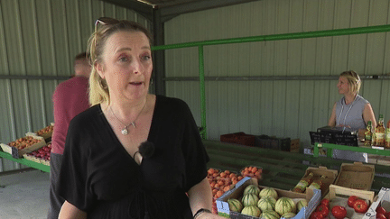 Drôme : l’aire d’autoroute des Fruitiers, un espace qui permet la vente de produits locaux (FRANCE 3)