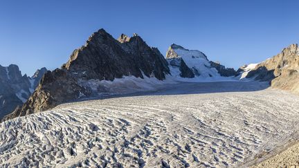 Le massif des Ecrins, le 3 novembre 2017. (CAVALIER MICHEL / HEMIS.FR / AFP)