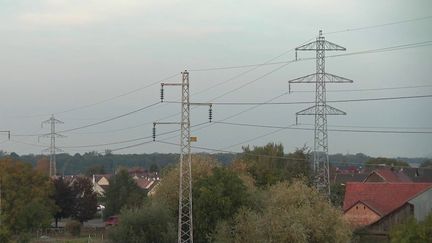 Guerre en Ukraine : l'Europe raccorde le réseau électrique ukrainien au sien