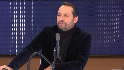 Sébastien Chenu,&nbsp;député du Nord et porte-parole du RN, était l'invité du "8.30 franceinfo", samedi 19 décembre 2020. (FRANCEINFO / RADIOFRANCE)