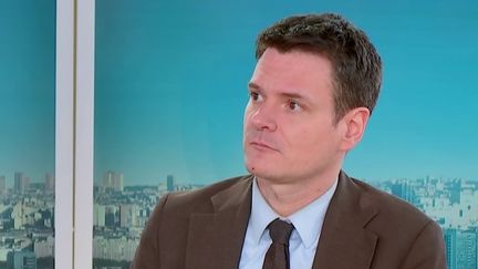 Mobilisation à Science Po Paris : "On peut avoir un effet d'émulation, mais il n'y a pas d'importation américaine", tempère le politologue Benjamin Morel (franceinfo)