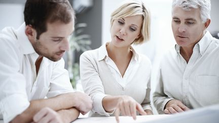 La France appara&icirc;t d&eacute;sormais en 16e position du classement du Forum &eacute;conomique mondial des pays en mati&egrave;re d'&eacute;galit&eacute; entre les hommes et les femmes, publi&eacute; le 28 octobre 2014. (MUSKETEER / DIGITAL VISION / GETTY IMAGES)