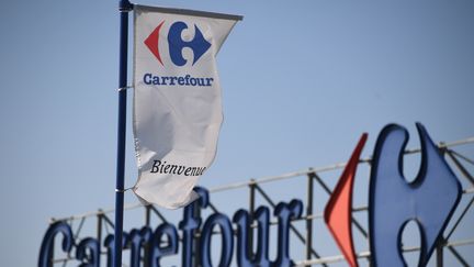 Brésil : des manifestants prennent d’assaut des supermarchés Carrefour