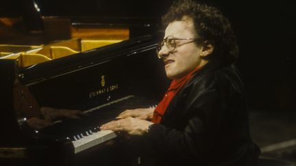 Le pianiste de jazz Michel Petrucciani en 1985.
 (MARCELLO MENCARINI / Leemage)