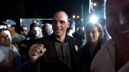 Le ministre grec des Finances Yanis Varoufakis lors d'un discours du Premier ministre&nbsp;Alexis Tsipras&nbsp;&agrave; Ath&egrave;nes, le 3 juillet 2015. (ARIS MESSINIS / AFP)