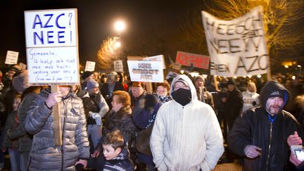 Des affrontements entre policiers et manifestants ont éclaté lundi soir à Heesch, une petite ville à l'est des Pays-Bas, à l'issue d'un rassemblement contre l'accueil des migrants.