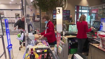 Prix de l'alimentaire : entre les industriels et la grande distribution, la bataille est plus forte que jamais (FRANCE 2)