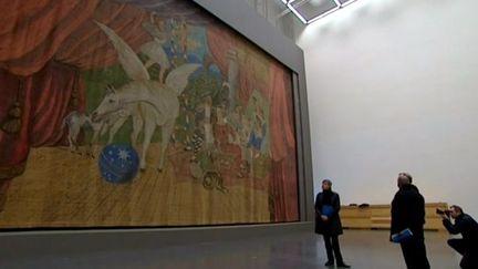 Le rideau de Picasso exposé dans la Grande Nef du Centre Pompidou Metz
 (France 3 / Culturebox)