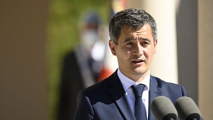 Le ministre de l'Intérieur Gérald Darmanin, le 29 juillet 2020&nbsp;à Douaumont (Meuse). (JEAN-CHRISTOPHE VERHAEGEN / AFP)