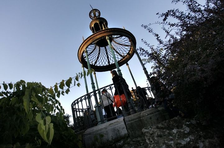 La Gloriette de Buffon au Jardin des plantes de Paris
 (La Gloriette de Buffon du Jardin des Plantes des Plantes de Paris (détail d&#039;un pilonne))