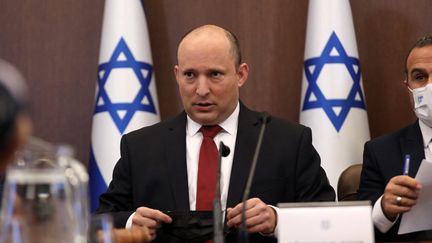 Le Premier ministre israélien&nbsp;Naftali Bennett participe à une réunion à Jérusalem, le&nbsp;19 décembre 2021. (ABIR SULTAN / POOL / AFP)